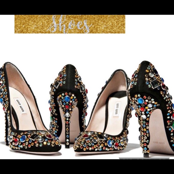 Shoes 👠 - Picture 1 of 1